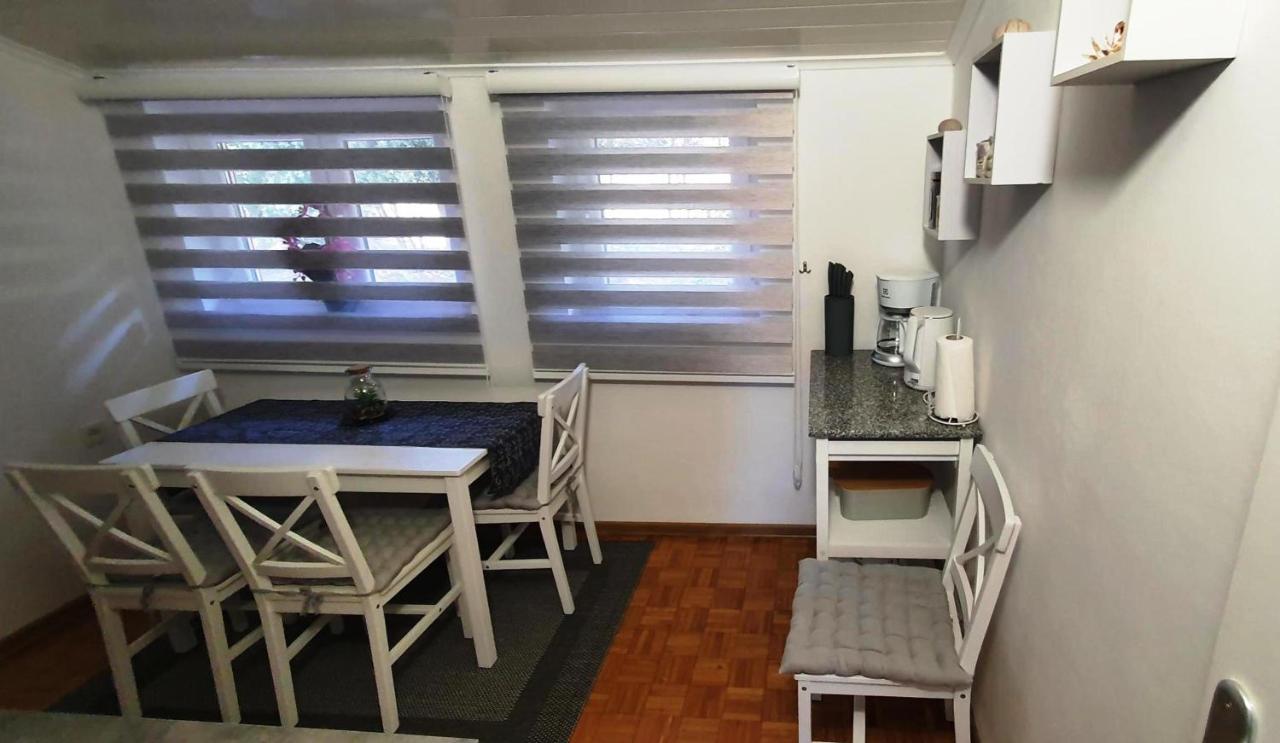 Molo View Apartment 로비니 외부 사진