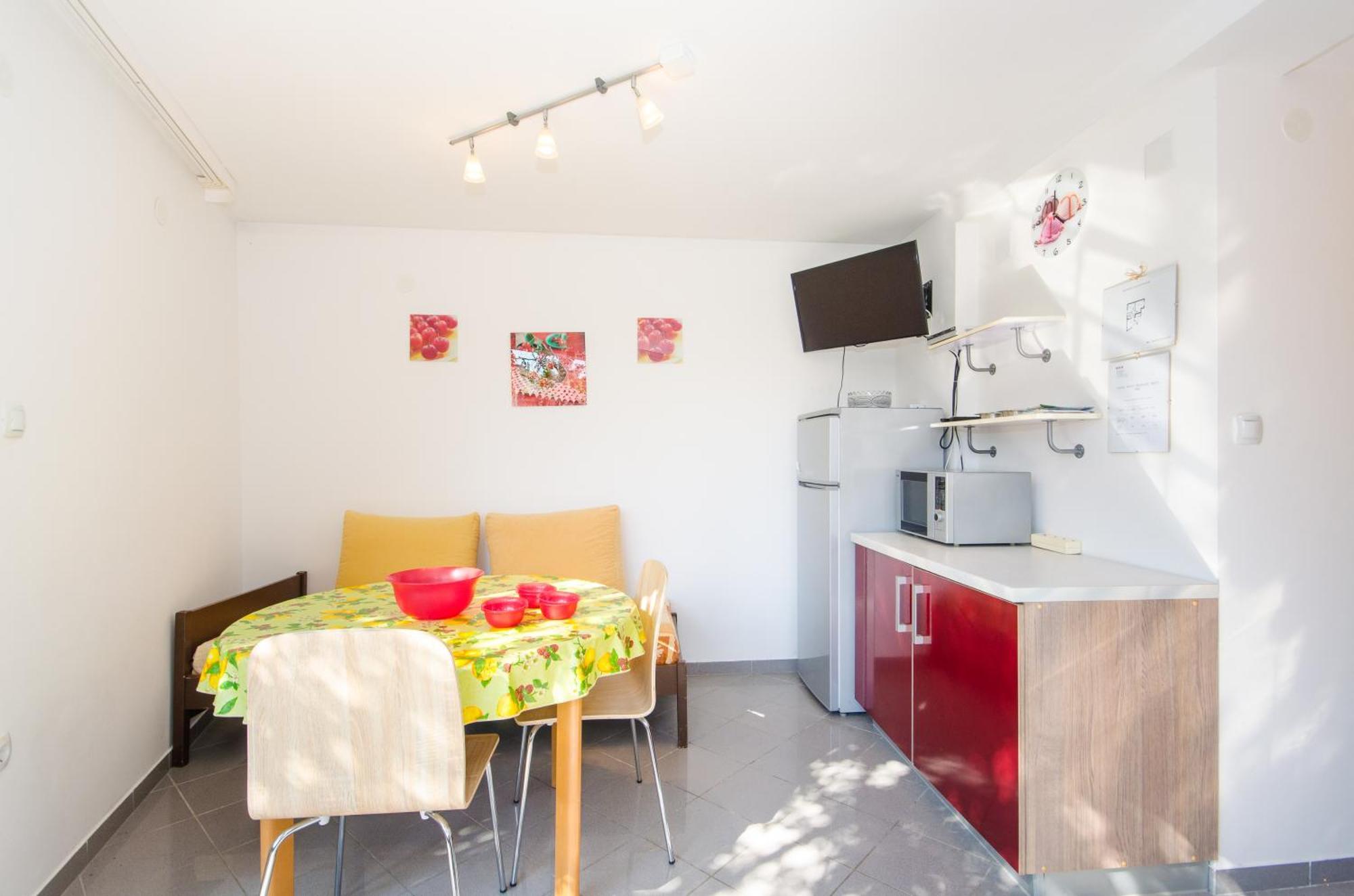 Molo View Apartment 로비니 외부 사진