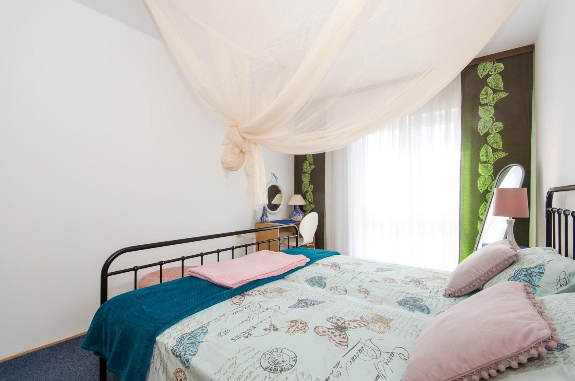 Molo View Apartment 로비니 외부 사진