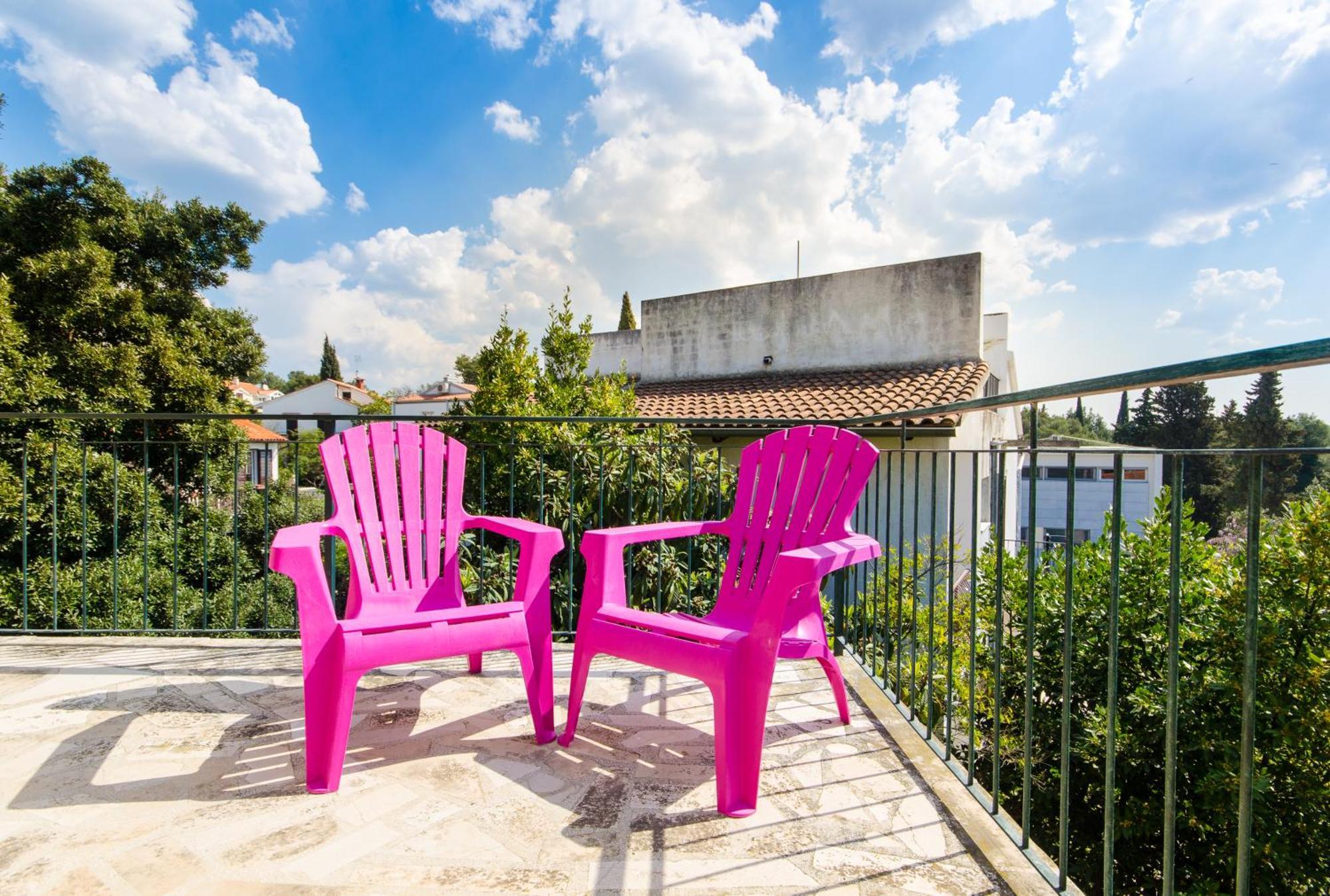 Molo View Apartment 로비니 외부 사진